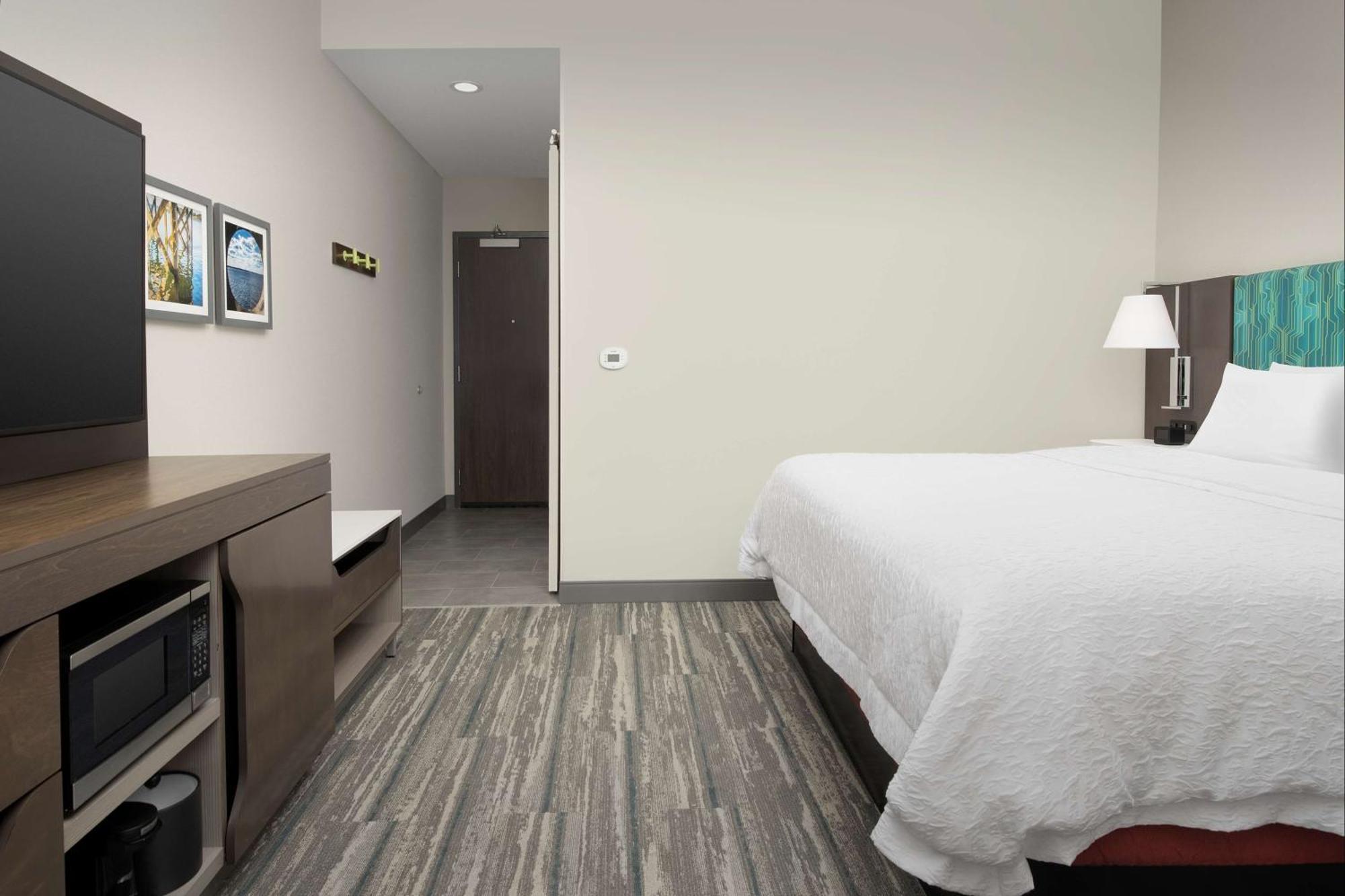 Hampton Inn & Suites Lexington Exterior photo